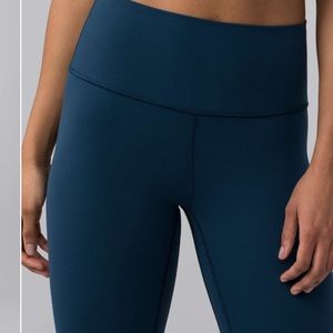 ALIGN PANT II *25"
COLOUR: JADED
SIZE 6
SKU #3742837